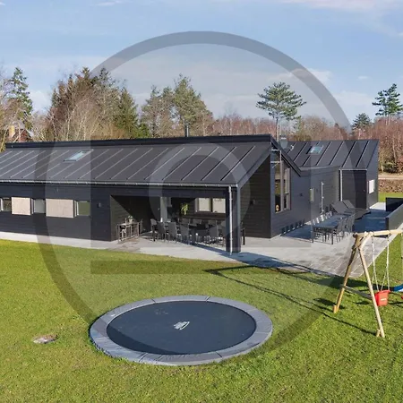 Сasa de vacaciones Pet Friendly In With Sauna *
